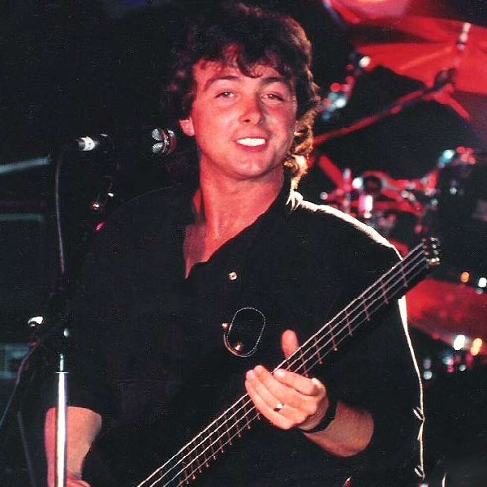Tony Lewis