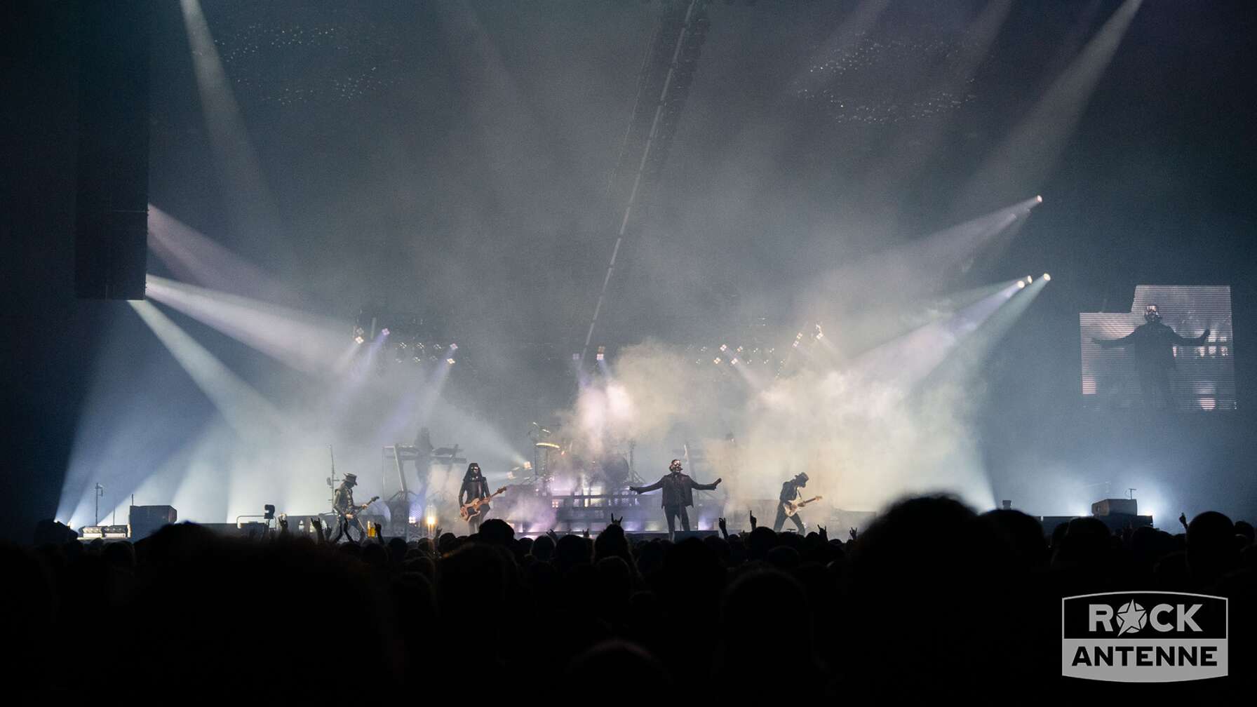 Ghost beim Konzert am 24.04.2025 in der Olympiahalle in München