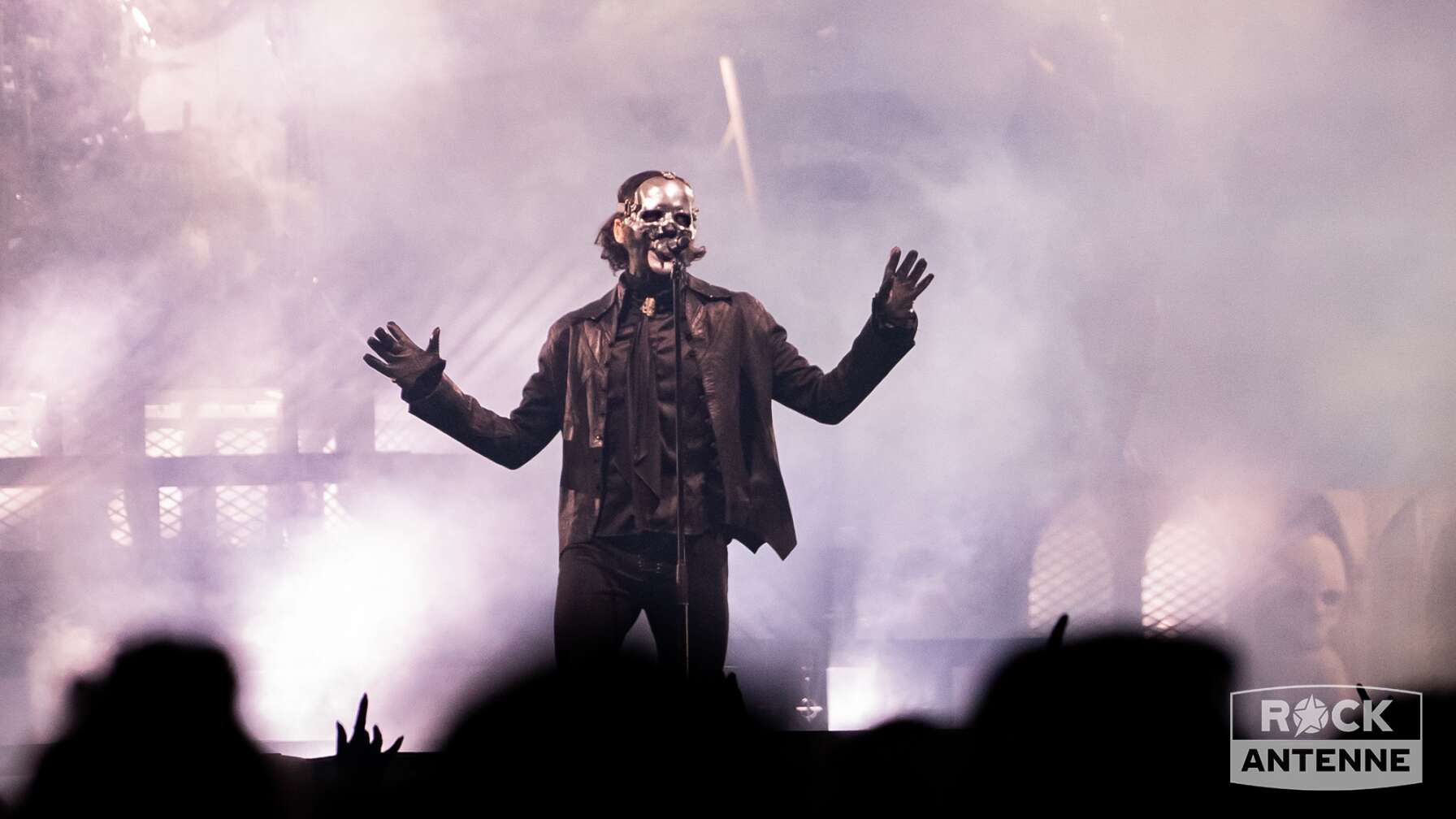 Ghost beim Konzert am 24.04.2025 in der Olympiahalle in München