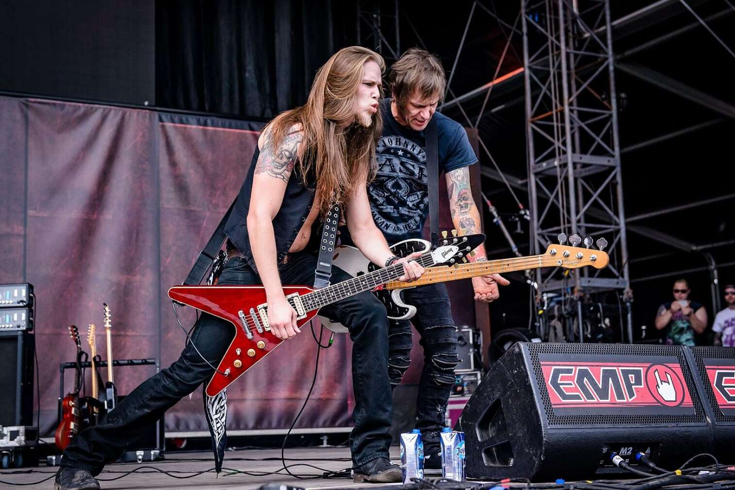 The New Roses bei einer Live-Show