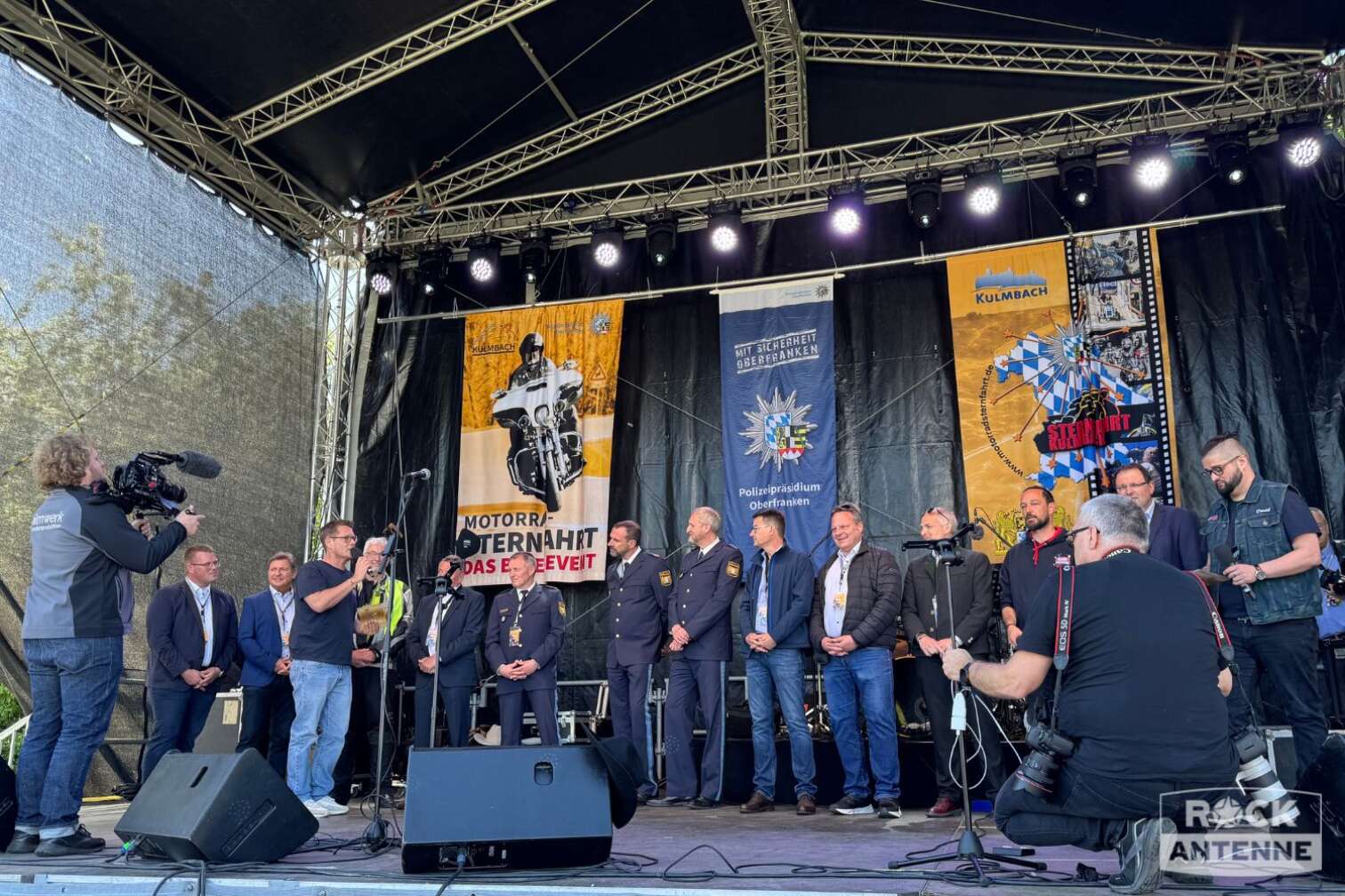 Impressionen der Motorradsternfahrt 2025 in Kulmbach am 26. und 27.04.2025, präsentiert von ROCK ANTENNE