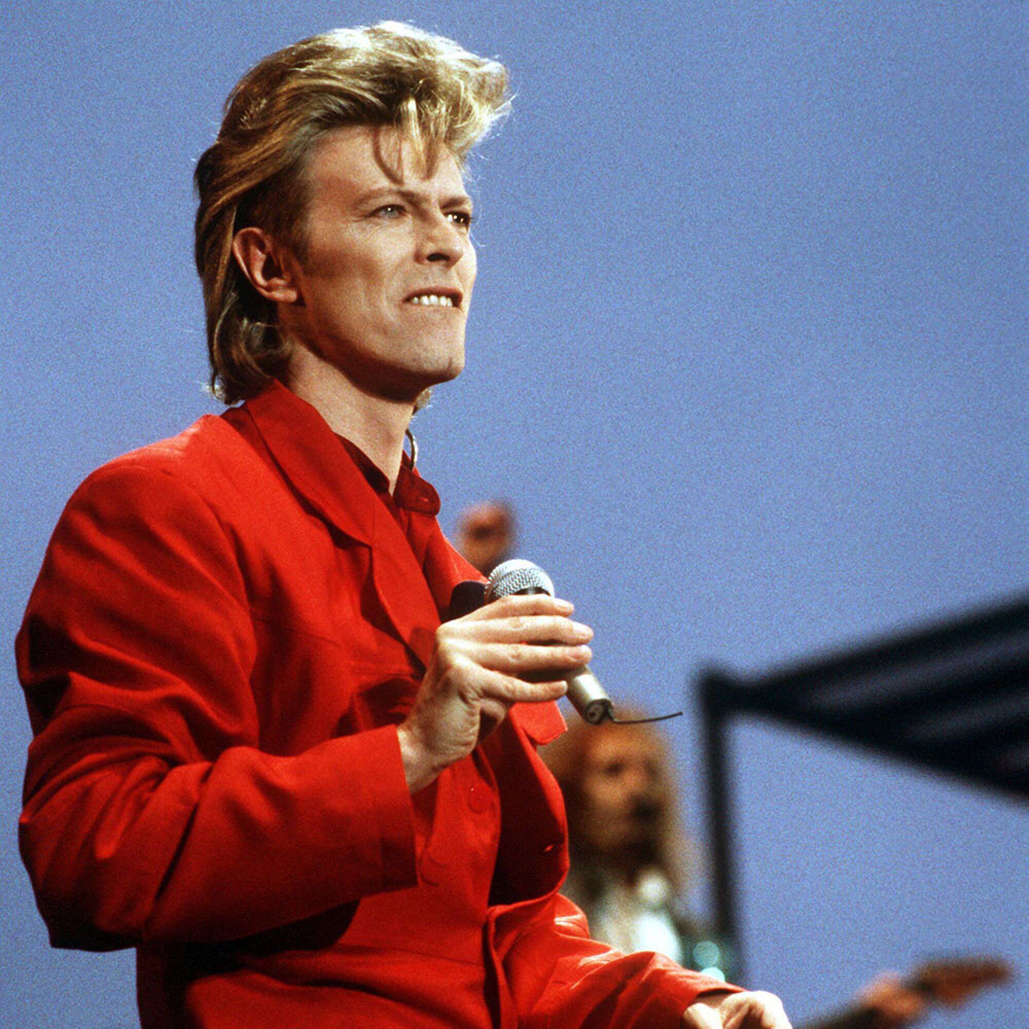 David Bowie am singen