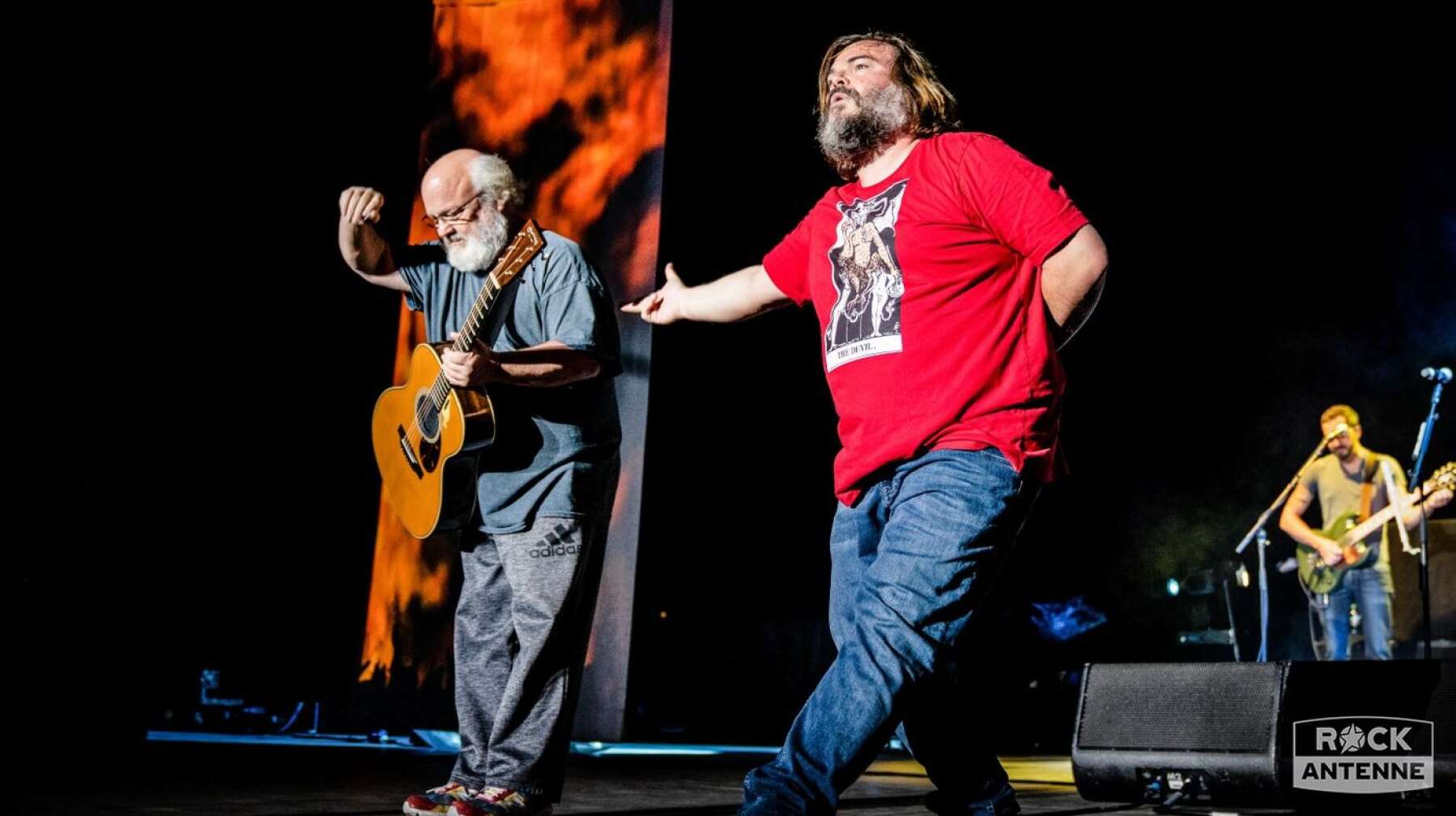 Tenacious D live 2020