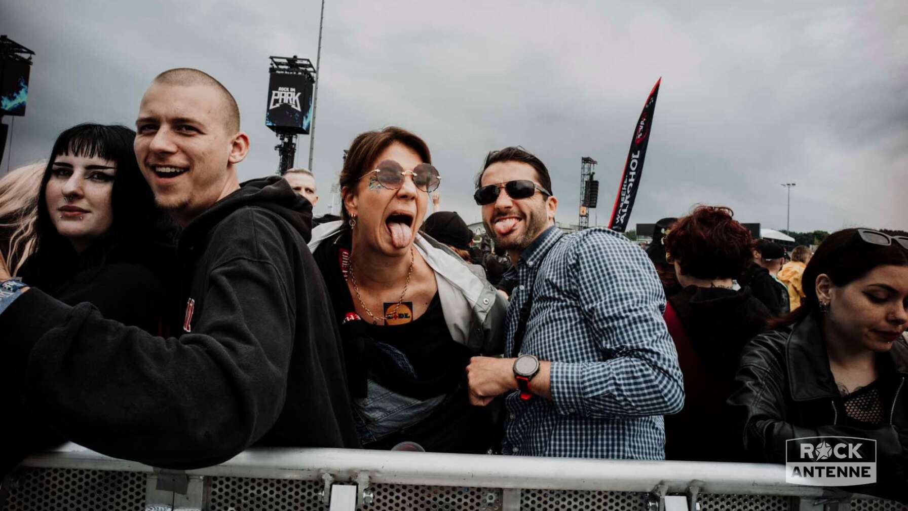 Menschen bei Rock im Park 2025