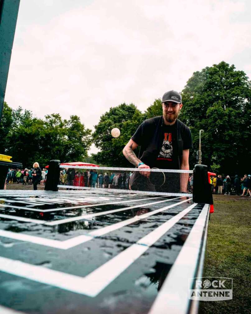 Menschen bei Rock im Park 2025