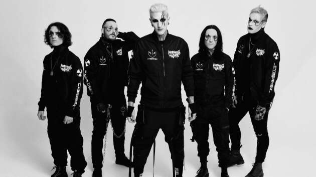MOTIONLESS IN WHITE