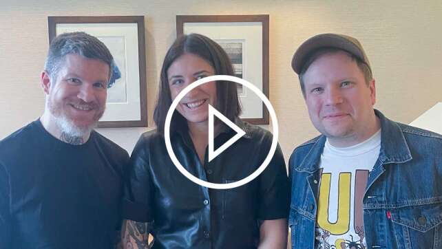 Im Interview: Patrick Stump und Andy Hurley von Fall Out Boy über ihr neues Album <em>So Much (For) Stardust</em>