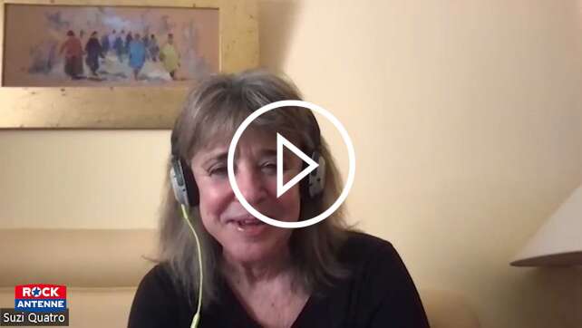 Im Interview: Suzi Quatro über das Tourleben und Songwriting mit ihrem Sohn