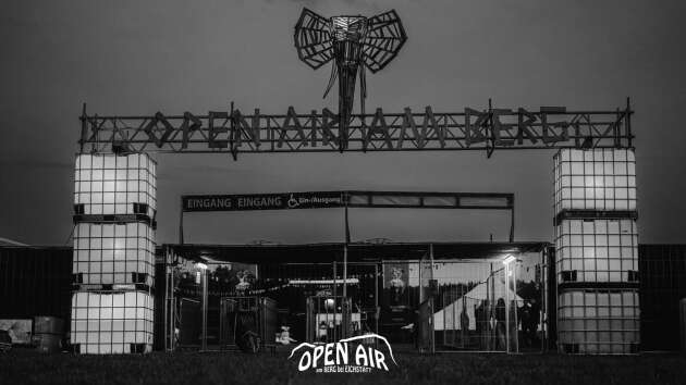 OPEN AIR AM BERG