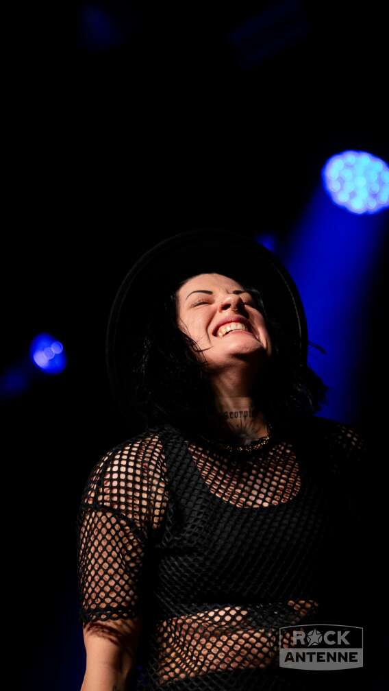 SETYOURSAILS live als Vorband von Beyond The Black 20.01.2026 München