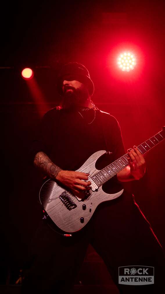 SETYOURSAILS live als Vorband von Beyond The Black 20.01.2026 München