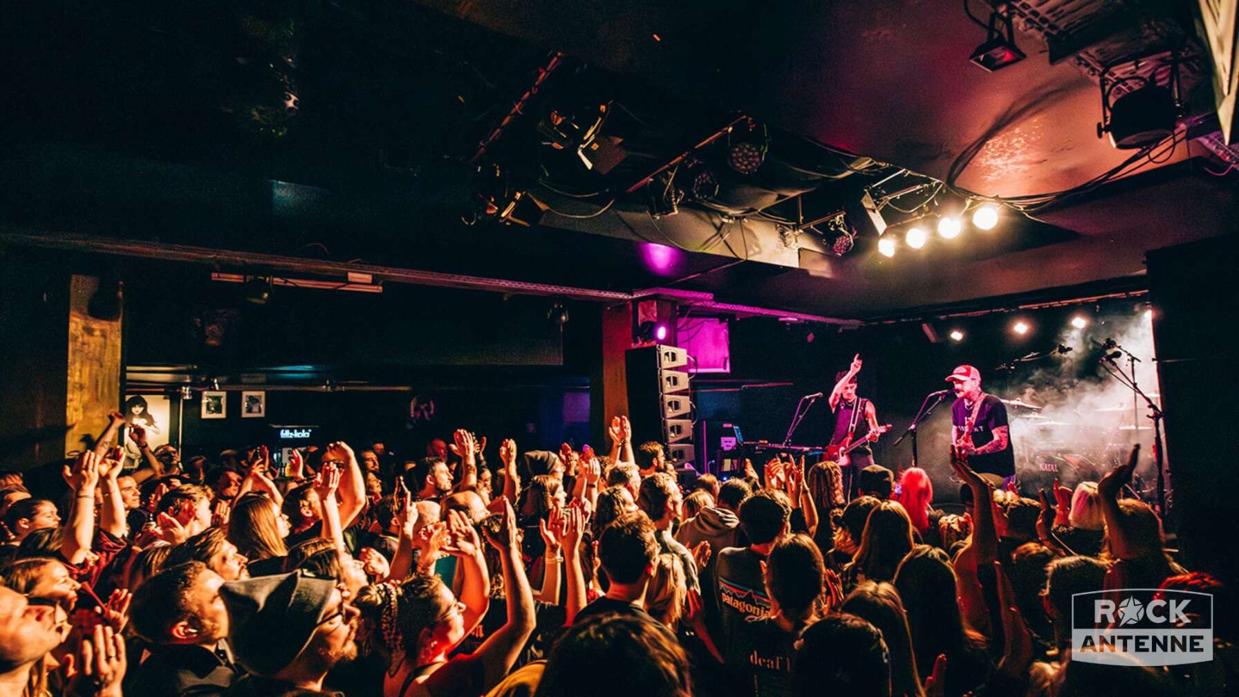 Konzertfotos von Deaf Havana