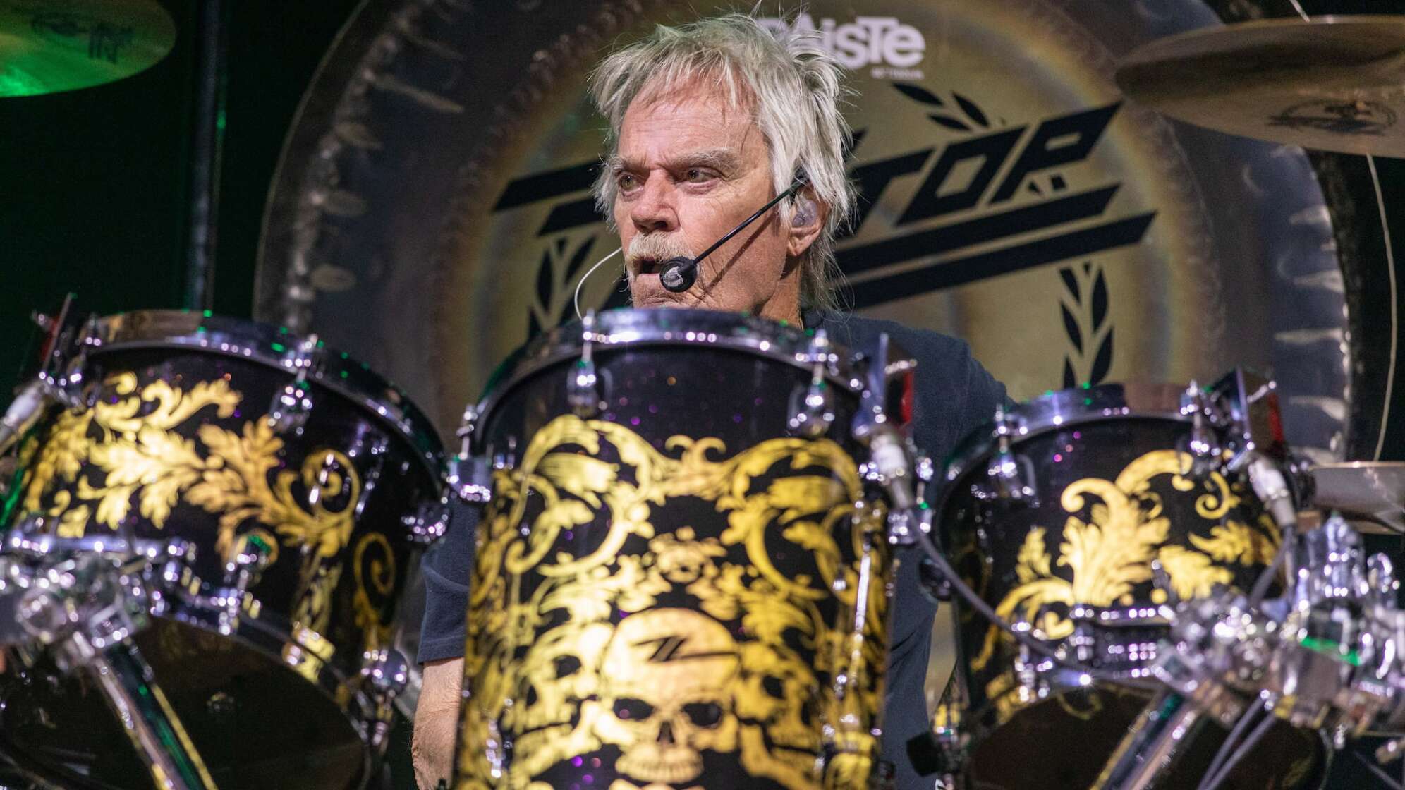 28.04.2023, USA, Indio: Schlagzeuger Frank Beard von ZZ Top spielt beim Stagecoach Music Festival im Empire Polo Club in Indio, Kalifornien.