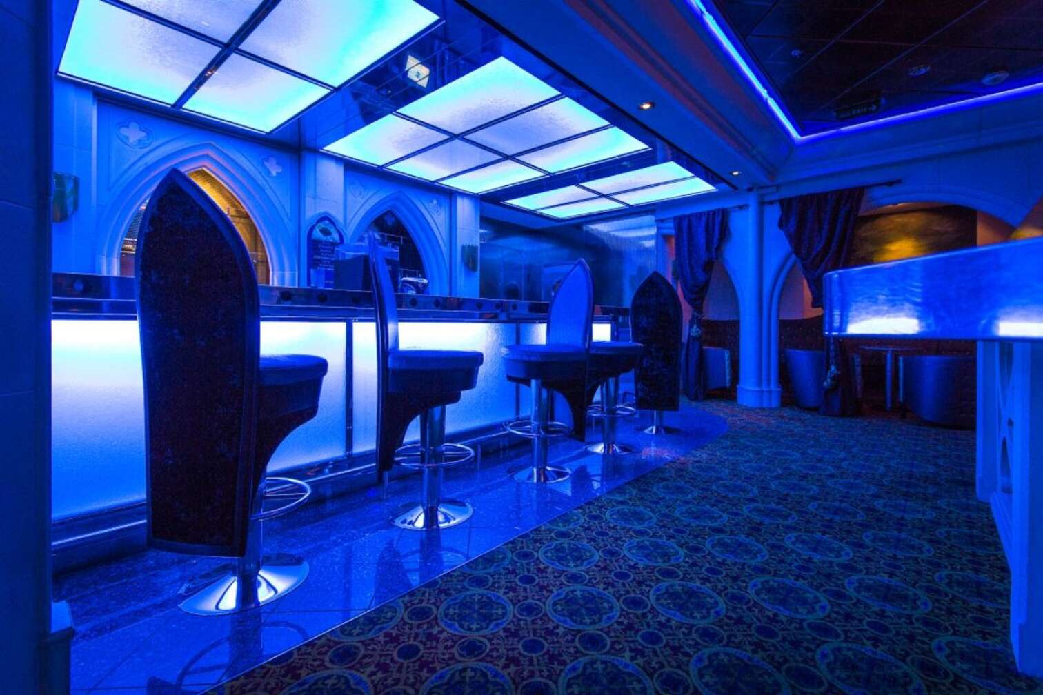 Schiff Bar 2015