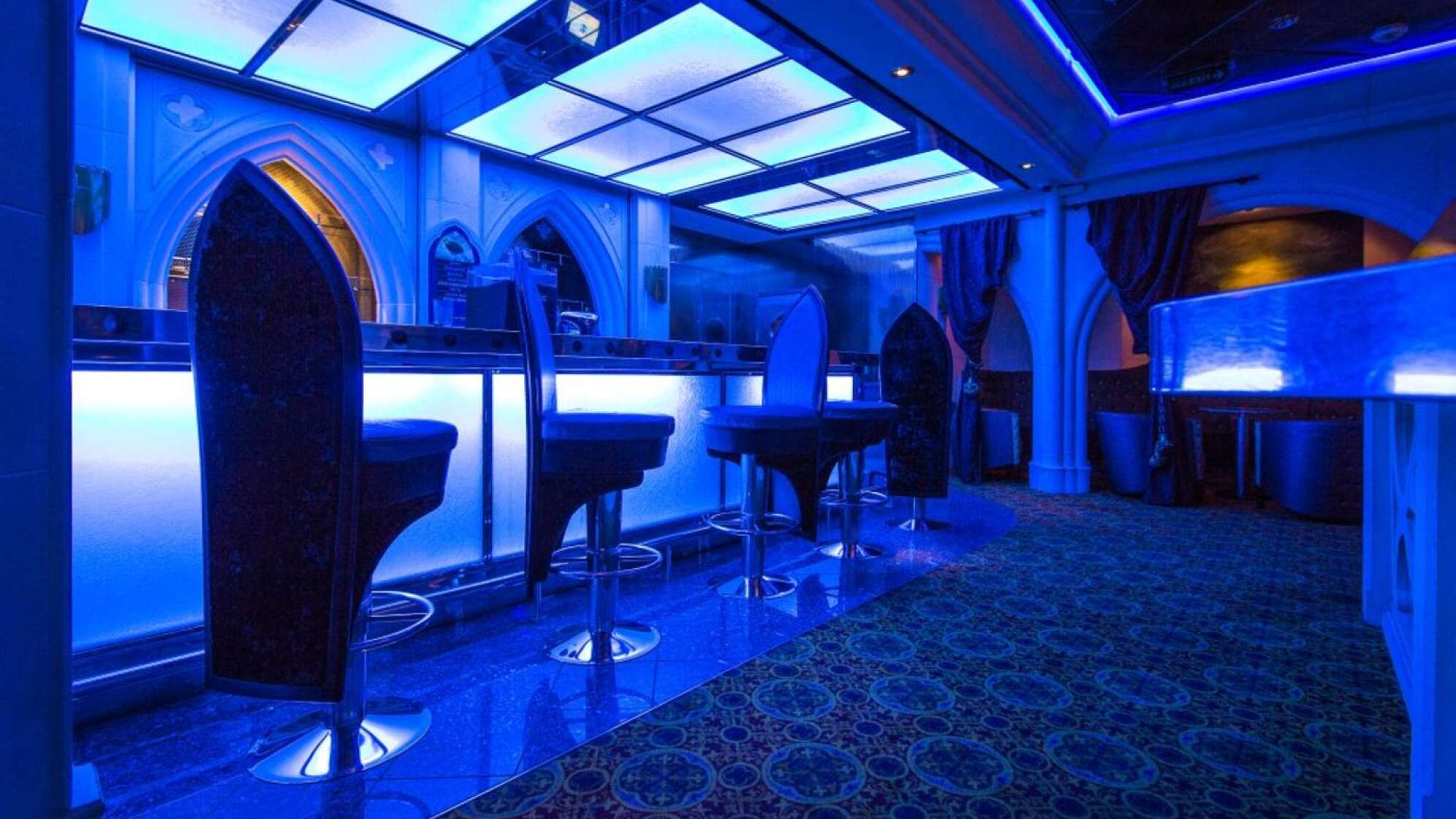 Schiff Bar 2015