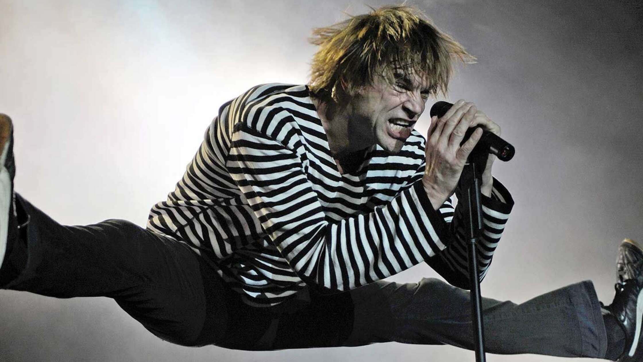 Campino 10 Fakten ber Den Toten Hosen Frontmann ROCK ANTENNE campino-10-fakten-ber-den-toten-hosen-frontmann-rock-antenne