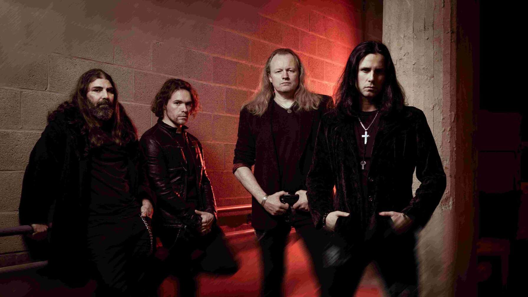 Ein Bandfoto von Firewind