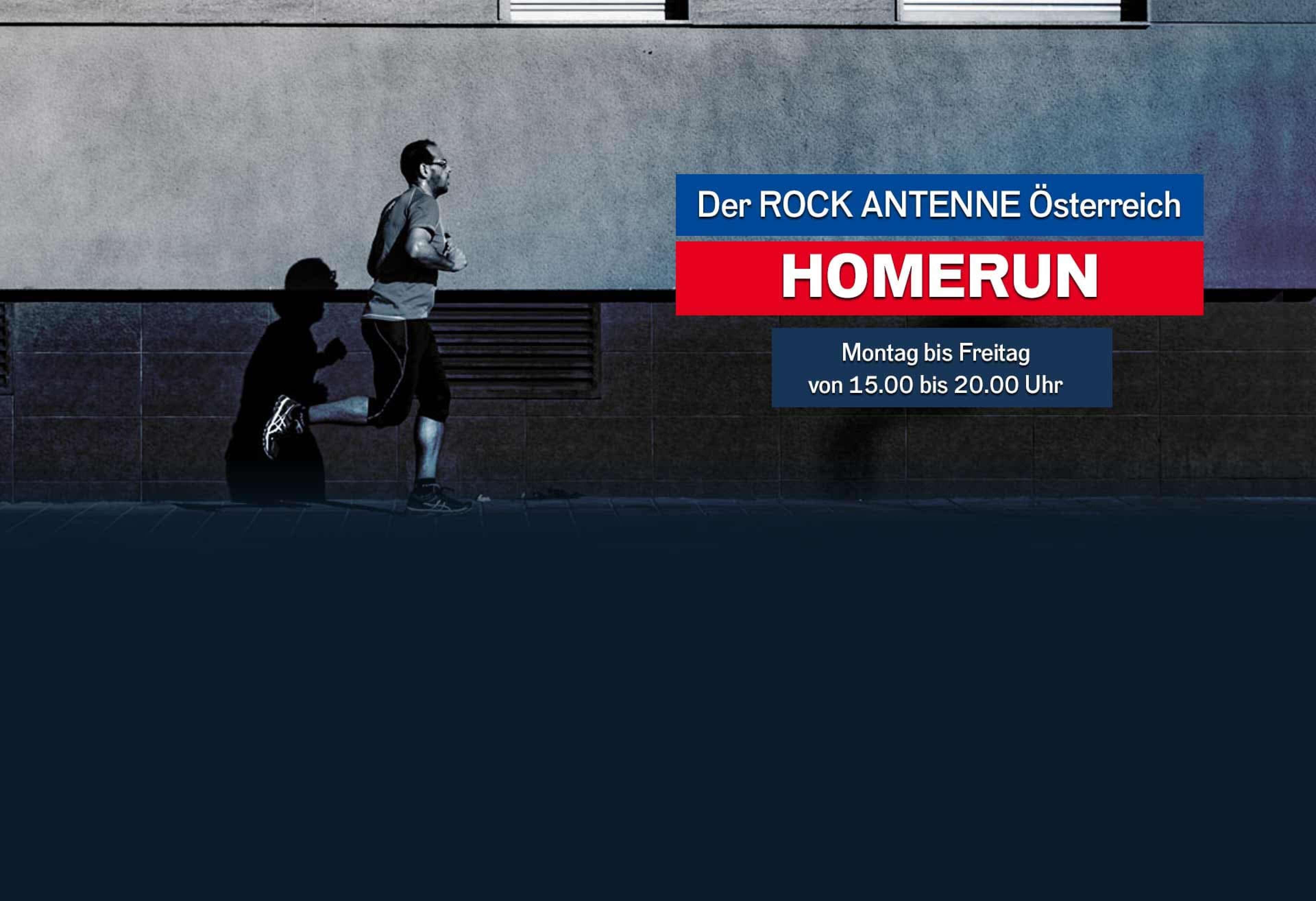 Bild eines Mannes, der an einer Hauswand entlang joggt, Text "Der ROCK ANTENNE Österreich Homerun, Montag bis Freitag 15 bis 20 Uhr"