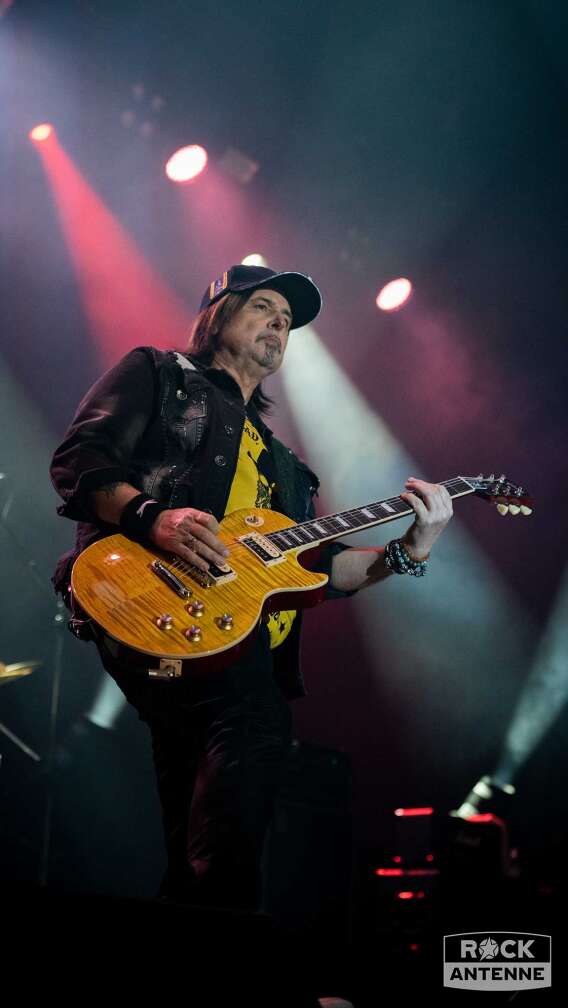 Phil Campbell & The Bastard Sons beim Rock Out Festival