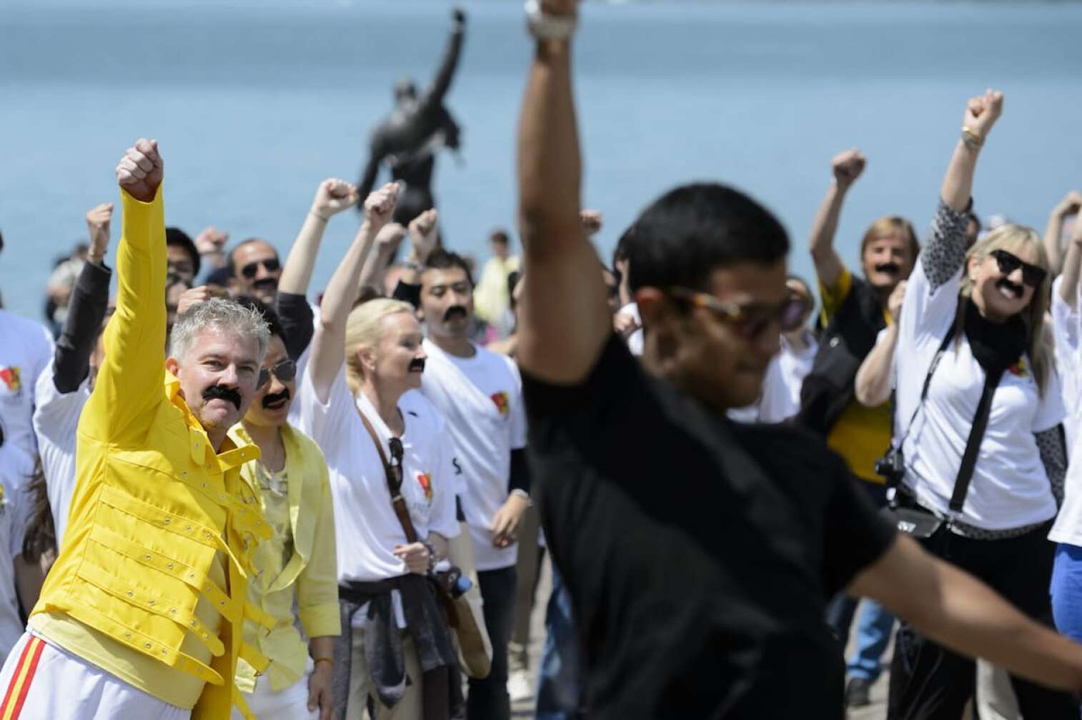 Queen-Fans feiern Freddie Mercurys Geburtstag.