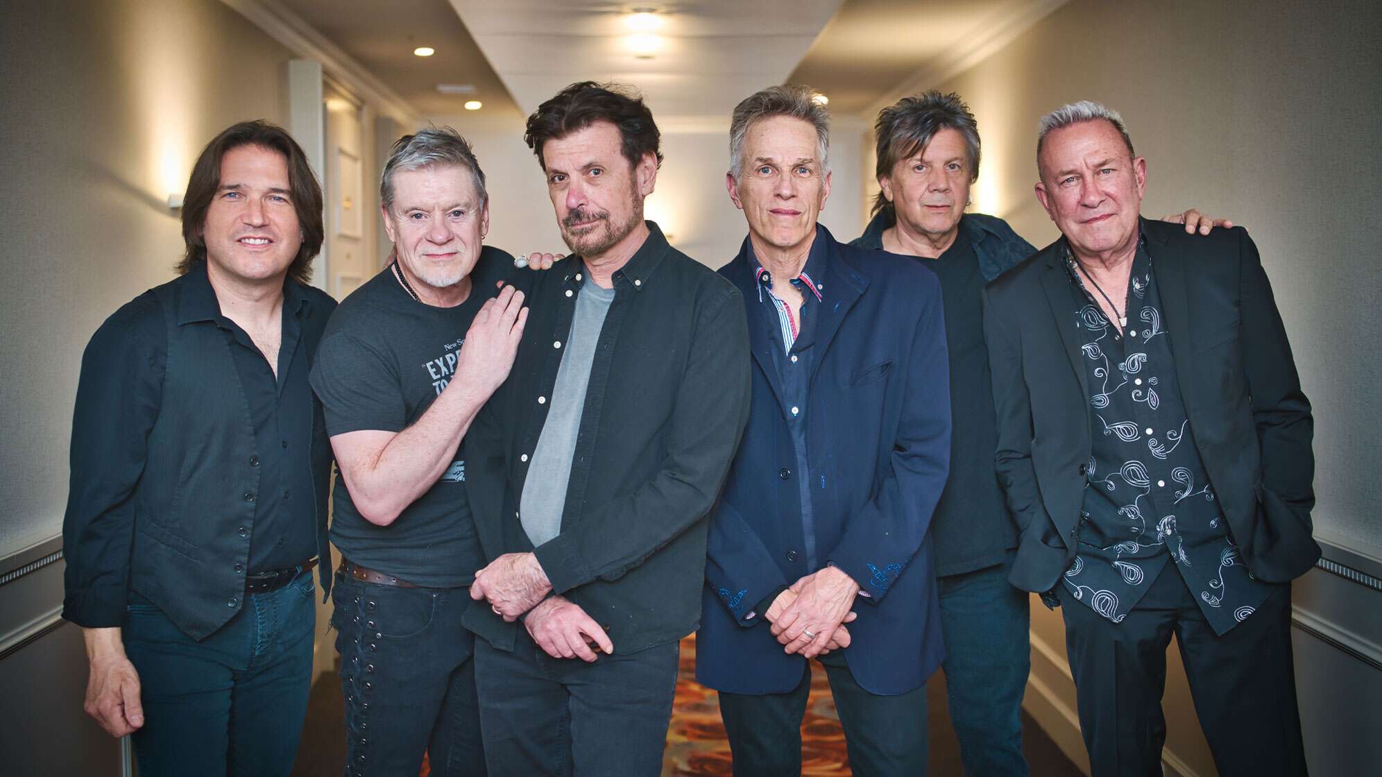 Pressefoto aus dem Jahr 2024 der amerikanischen Rockband The Hooters