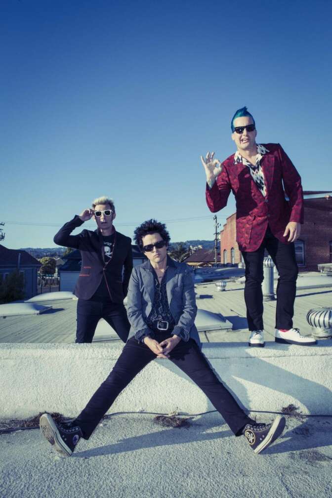 Green Day Sweet Children auf einem Dach am sitzen