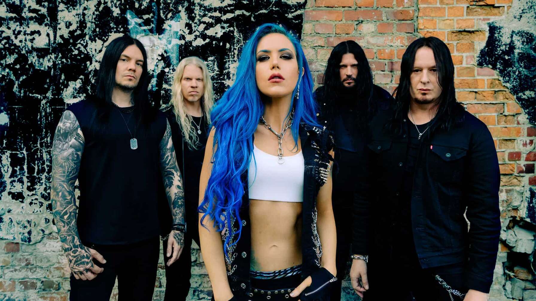 Pressefoto der schwedischen Melodic Death Metal Band Arch Enemy aus dem Jahr 2024