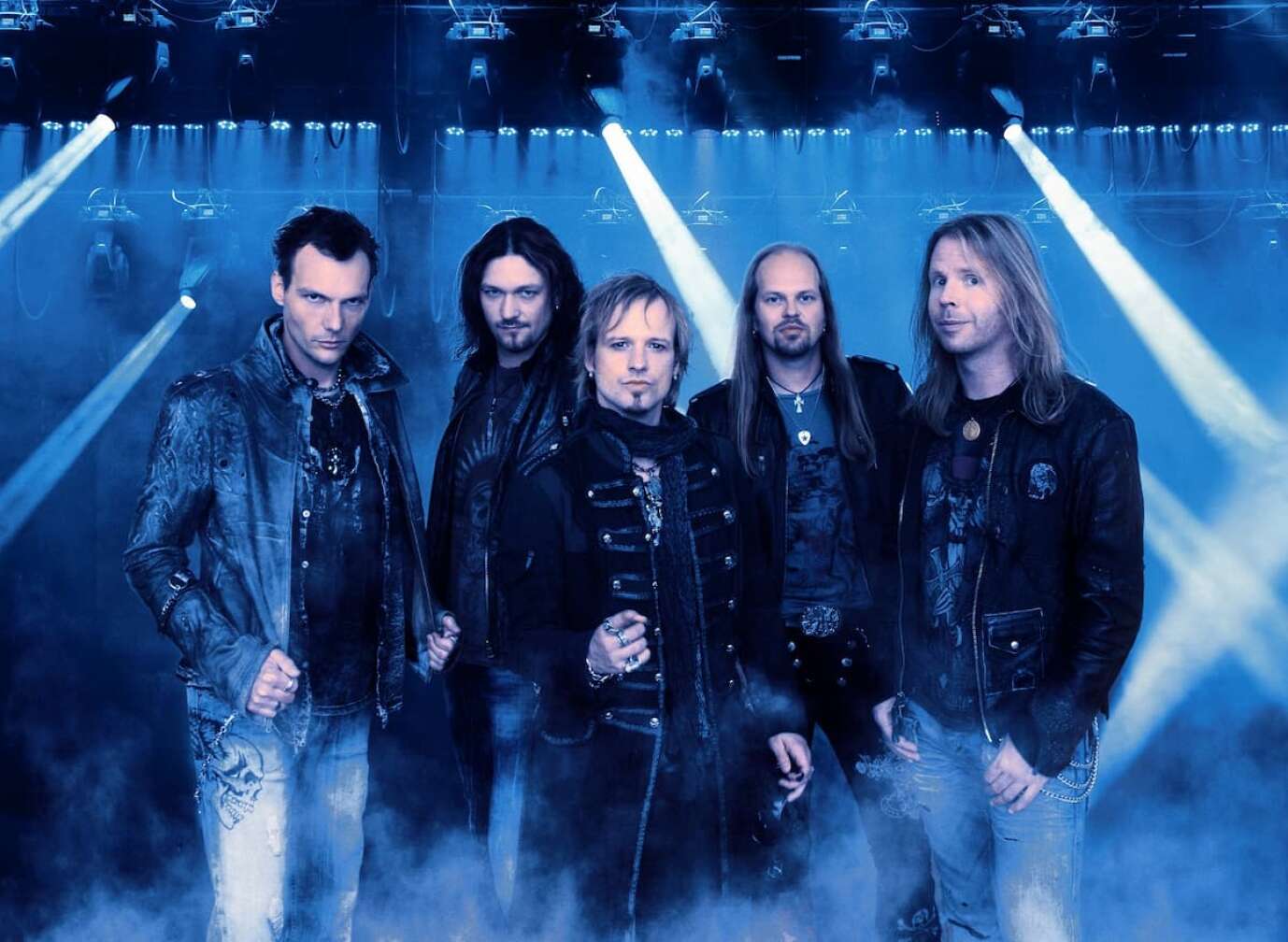 Edguy-Drummer Felix Bohnke und andere Profis