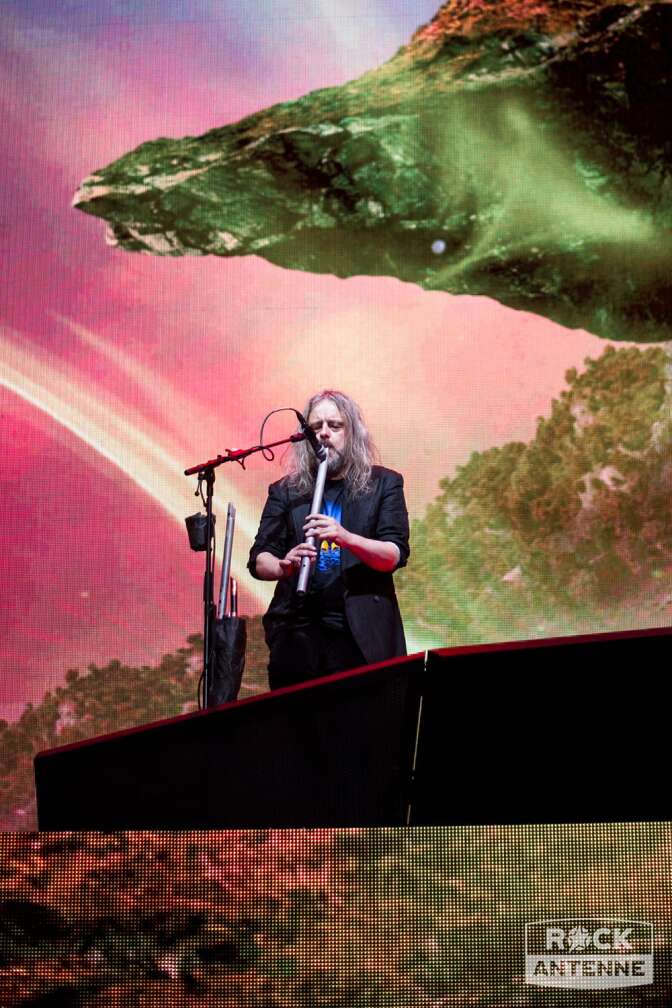 Flötenonkel von Nightwish auf der Bühne