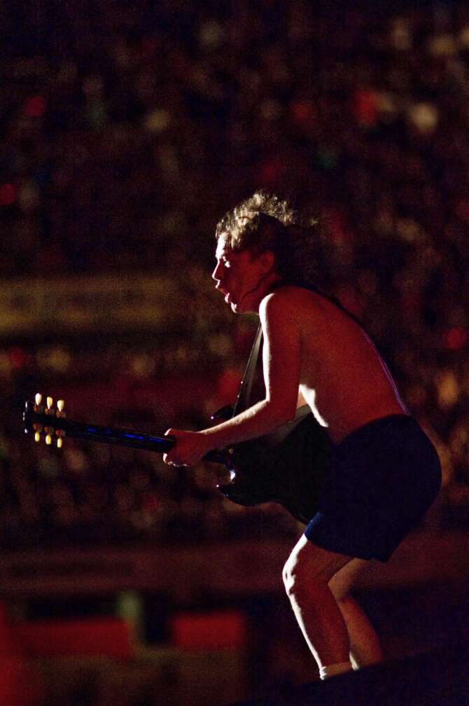 AC/DC