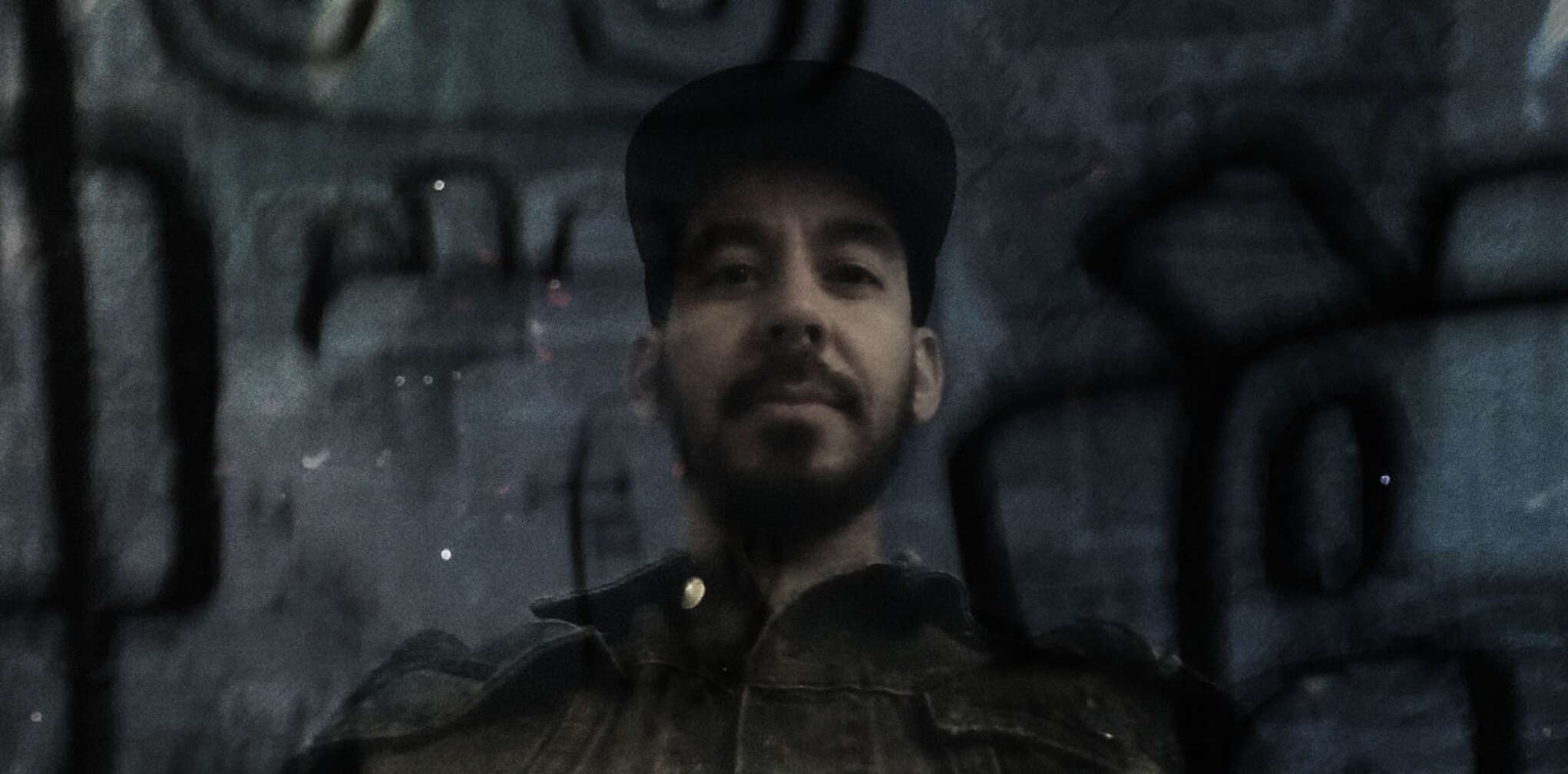 Mike Shinoda Selfie