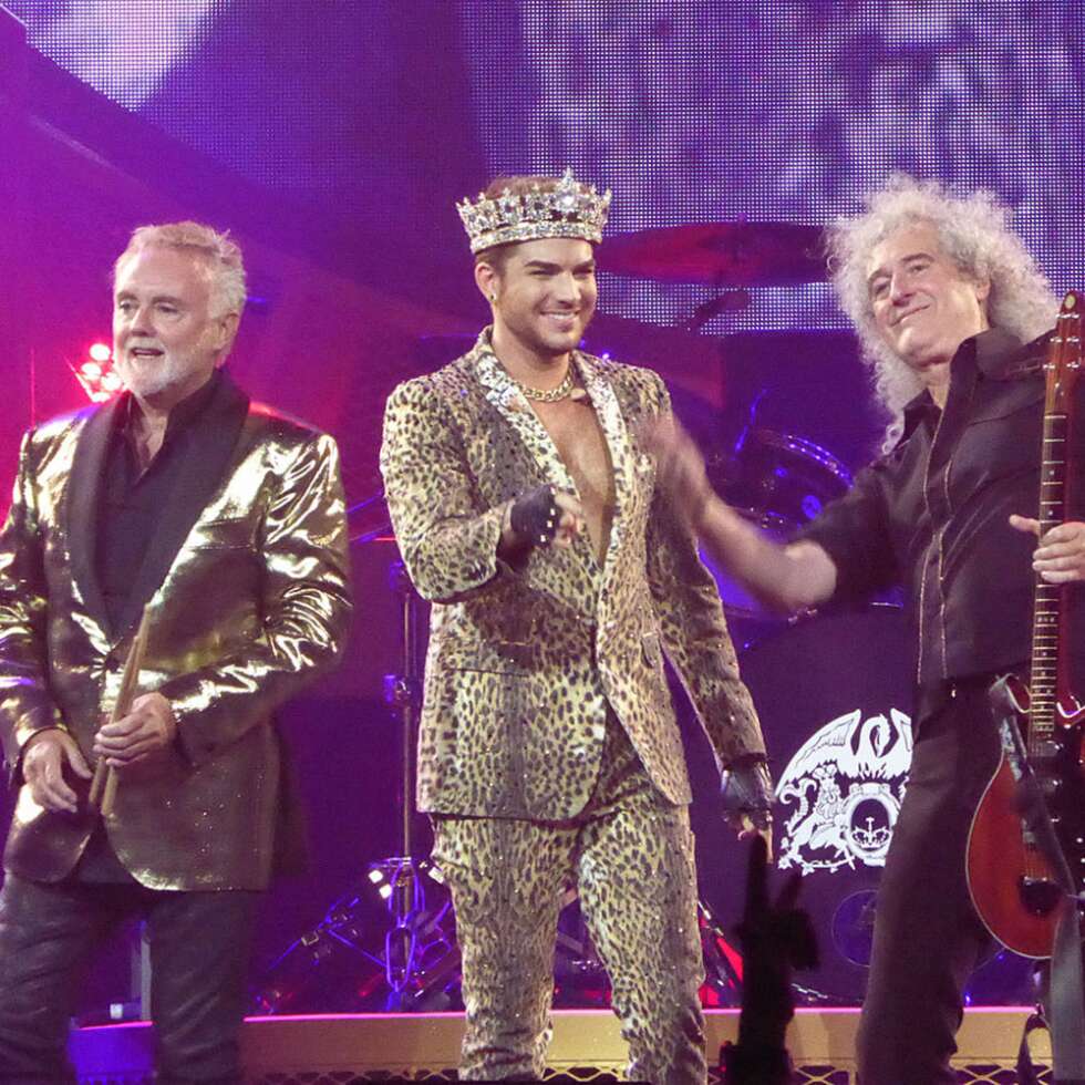 QUEEN + ADAM LAMBERT