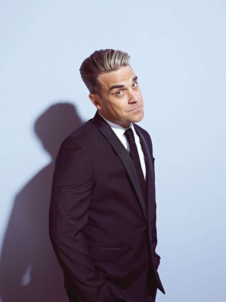 Robbie Williams im Anzug