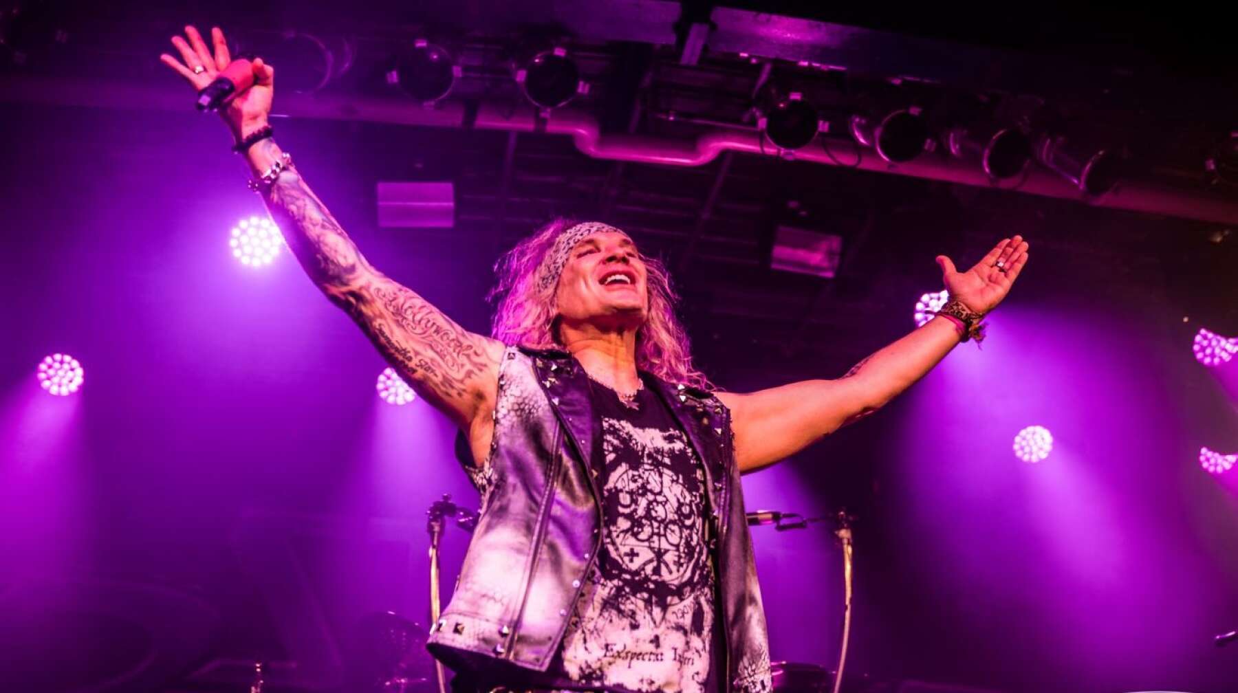 Konzertfotos Steel Panther 2020 #1