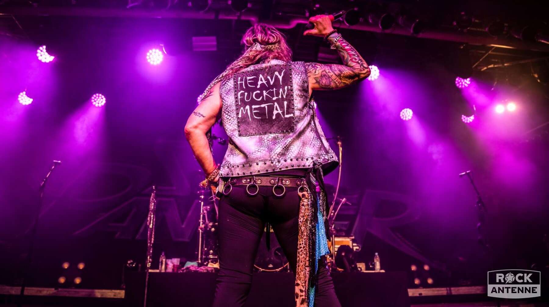 Konzertfotos Steel Panther 2020 #14